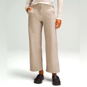 **BNWT** LLL Utilitech Straight-Leg MR 7/8 Trouser